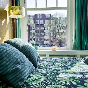 Large En-suite In Historic Canalhouse From 1729 Amsterdam