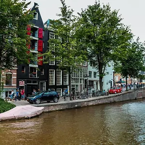 Hostel Downtown Canal View, Amsterdam