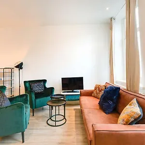 Luxurious Canalview Apt With Patio Centre Amsterdam